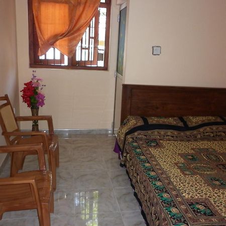 Seetha'S Hostel Negombo Luaran gambar