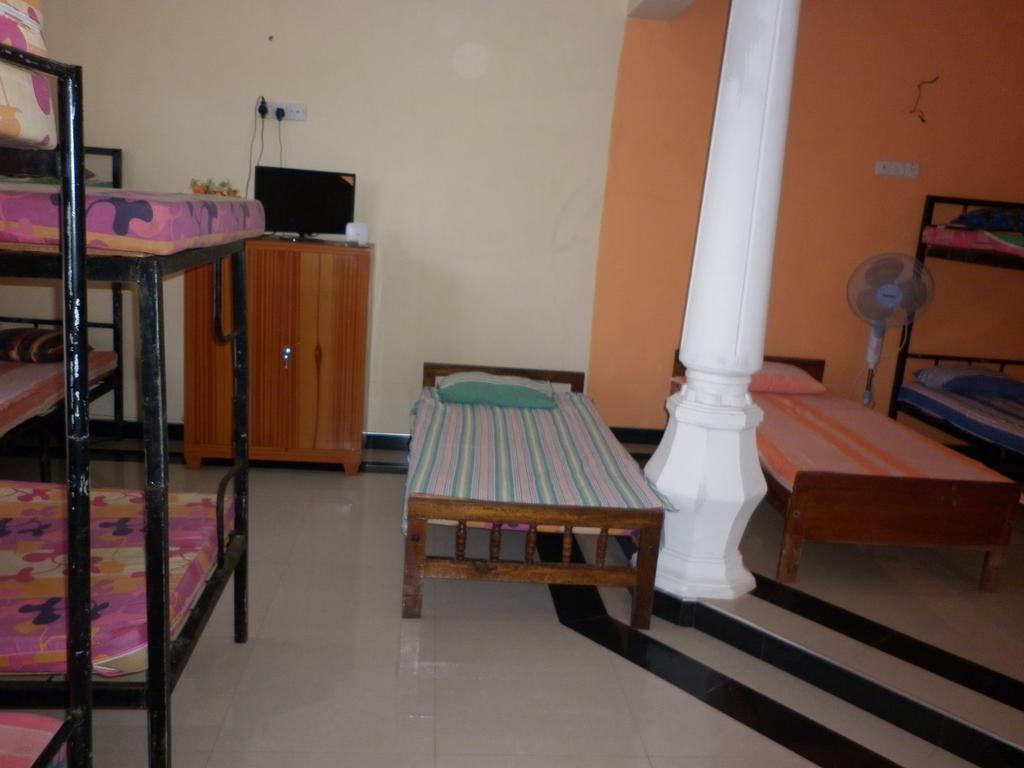 Seetha'S Hostel Negombo Bilik gambar