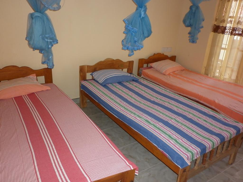 Seetha'S Hostel Negombo Luaran gambar