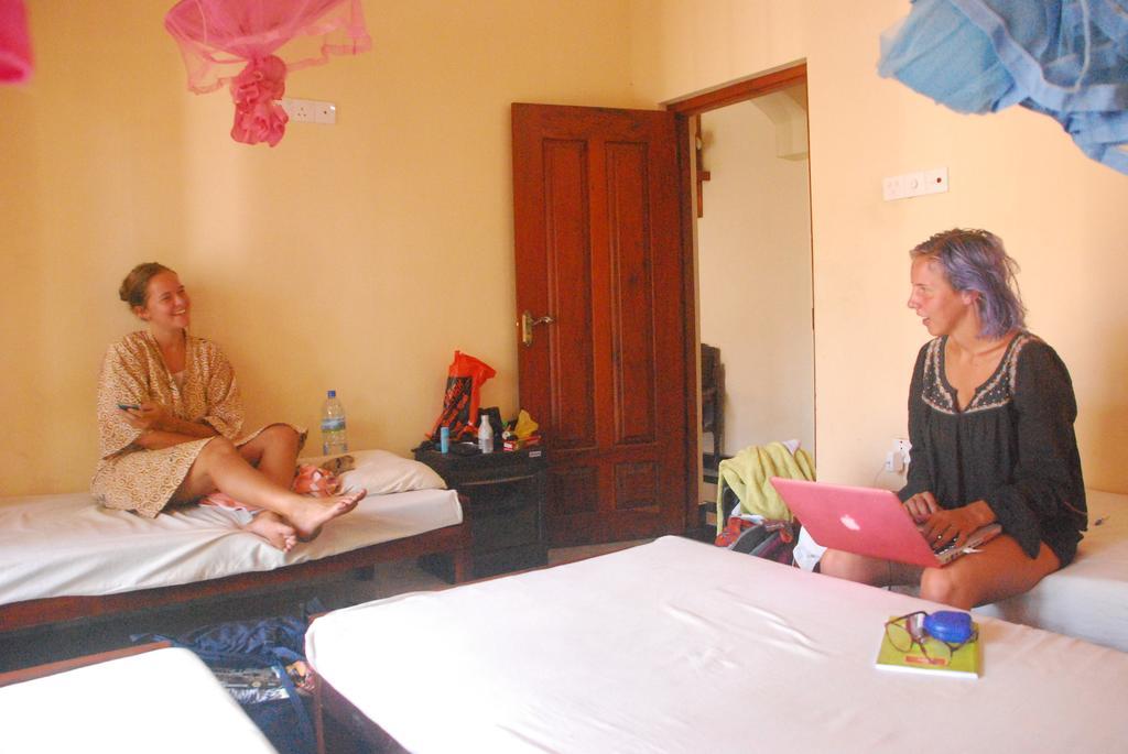 Seetha'S Hostel Negombo Luaran gambar